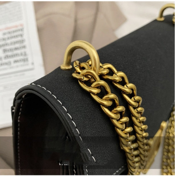 Vintage Verse – Chain Crossbody Bag