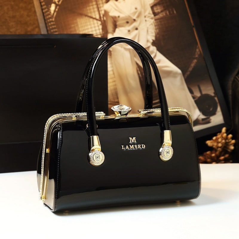 Bejeweled Gala – Vintage Luxe Handbag