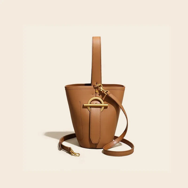 We Were On A Break(et) – Little Bucket Bag