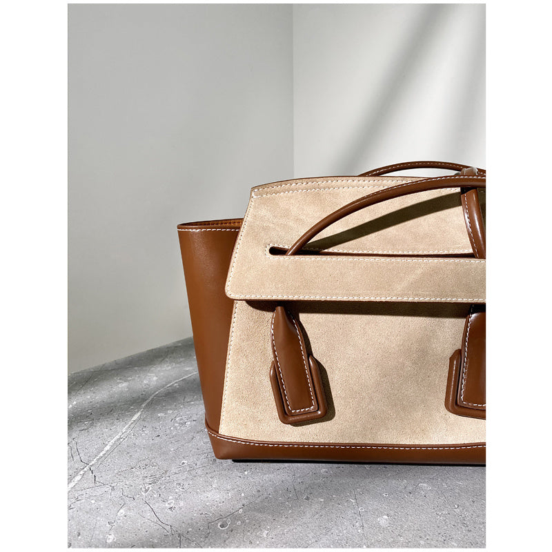 Regina Phalange – Rice Coffee Wing Tote