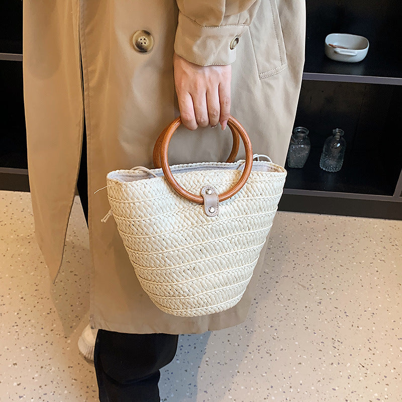 Chaotic Summer Ring Tote – Braided Bucket Handbag with Wooden Handles