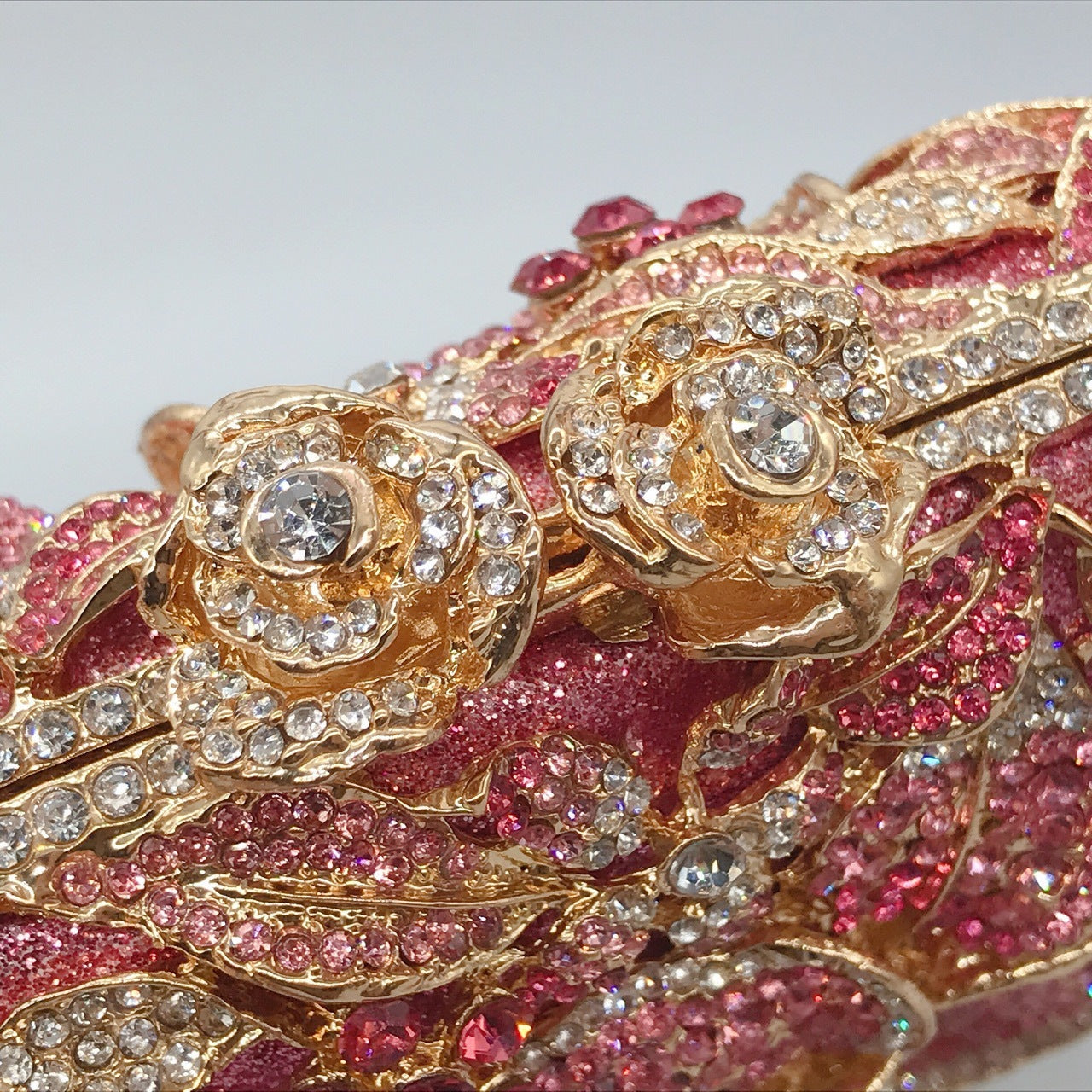 Taste of Glam – Pink Crystal Evening Bag