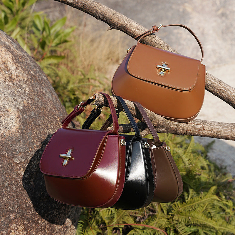 Riverside Secrets – Leather Messenger Bag