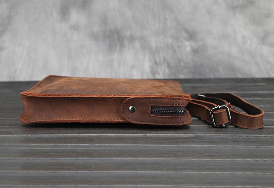 Hawkins Lab Notes – Leather Data Scientist Messenger Bag