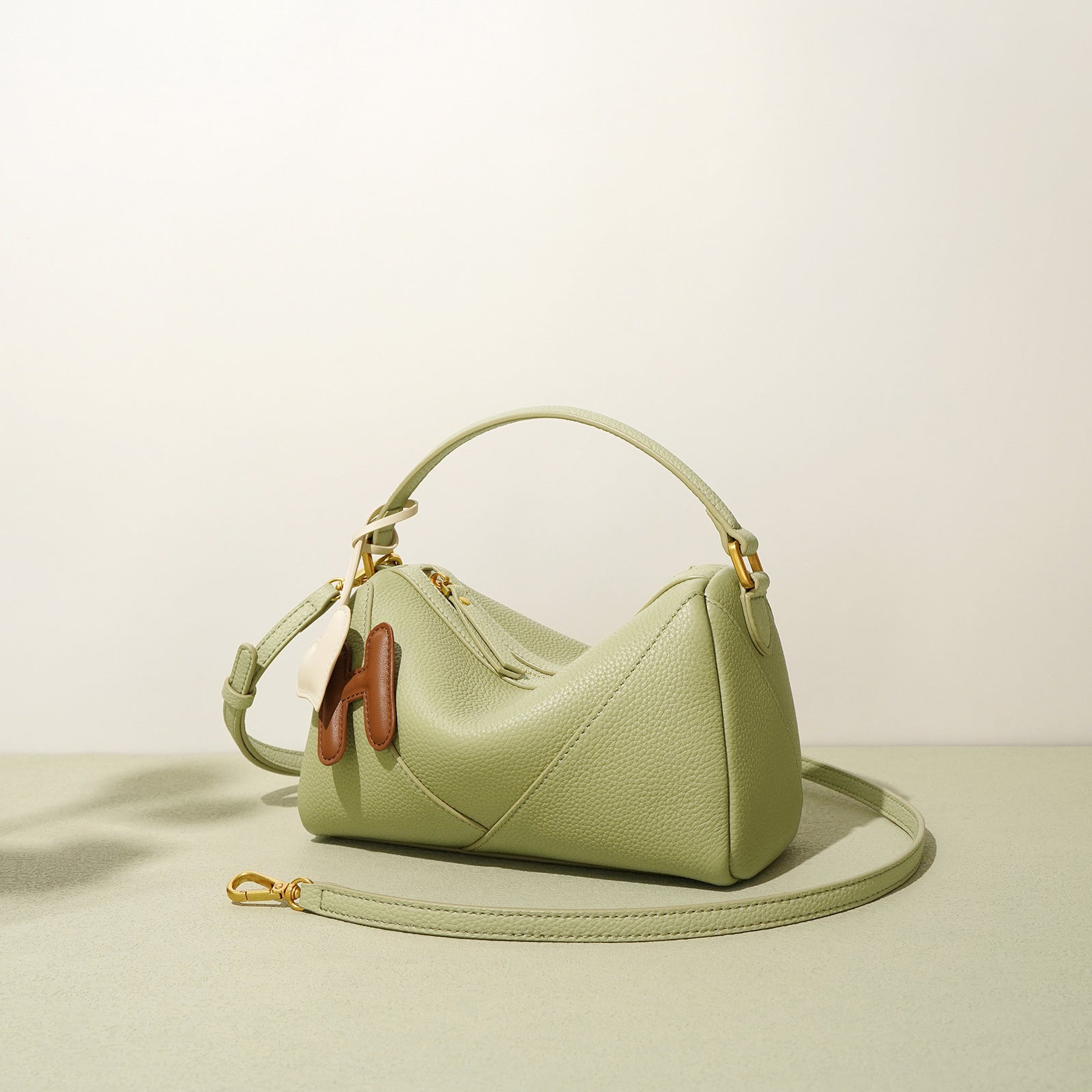 Central Glow – Genuine Leather Shoulder Messenger Bag