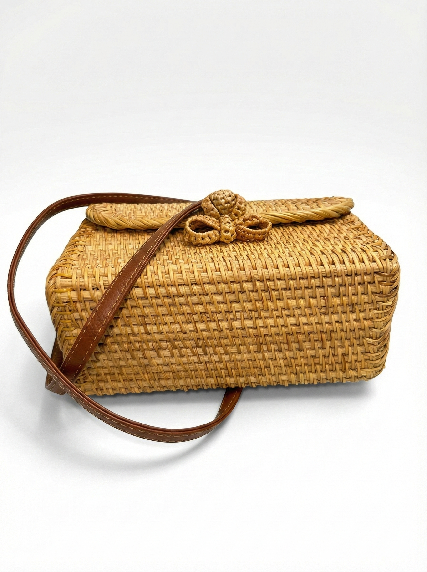 Espresso Yourself – Rattan Envelope Shoulder Bag