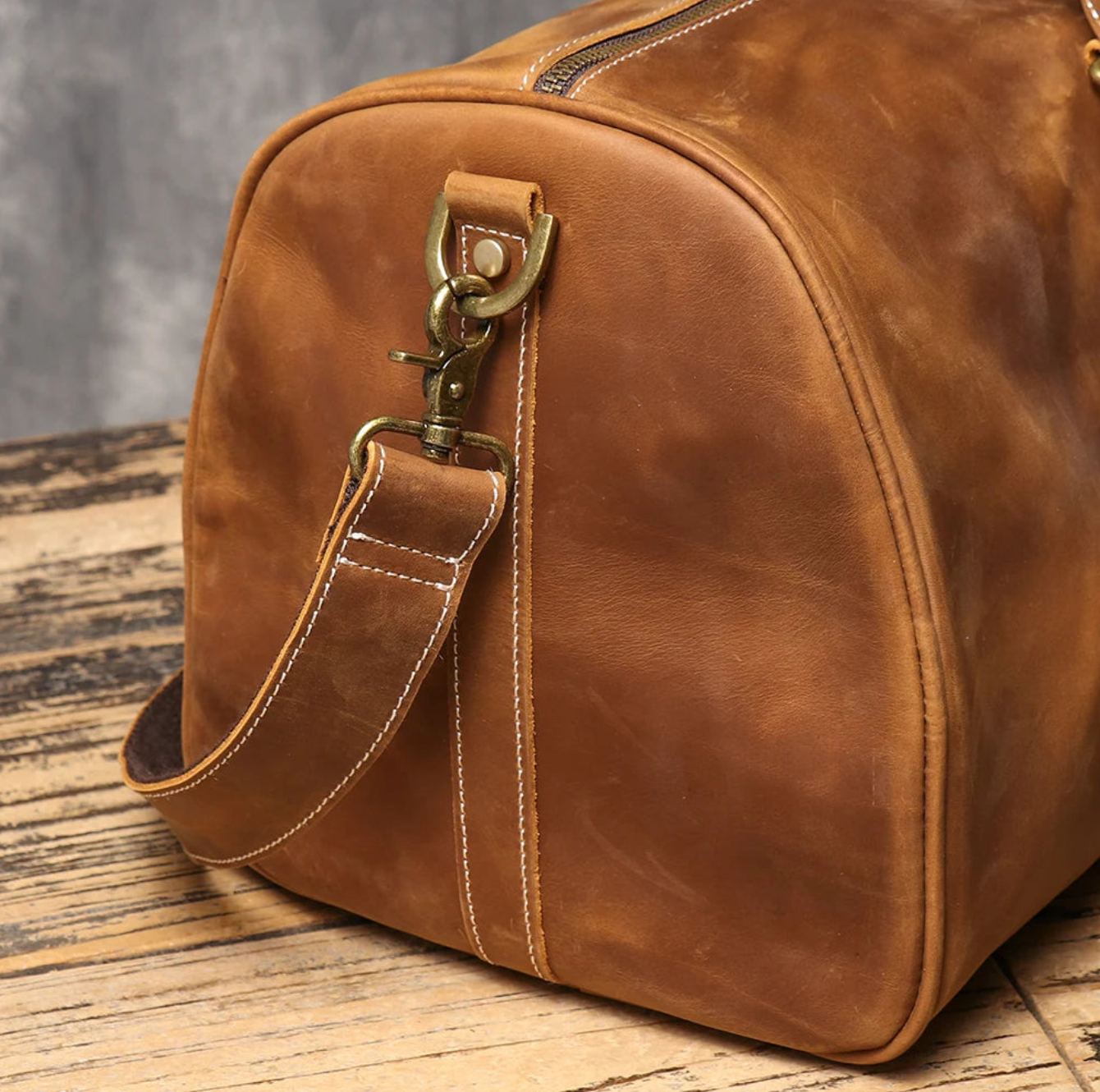 COWBOY ERA: Crazy Horse Leather Duffel for Gentlemen in Transit
