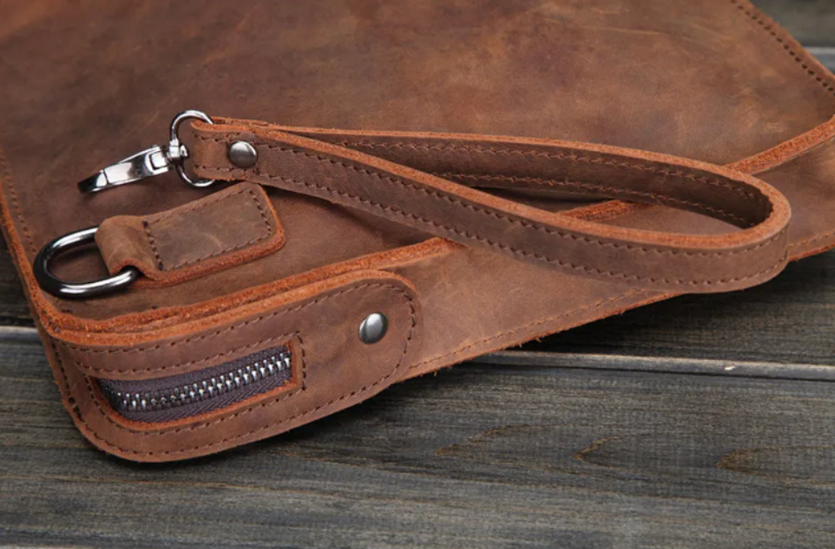 Hawkins Lab Notes – Leather Data Scientist Messenger Bag