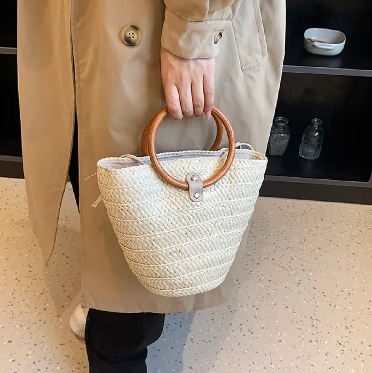 Chaotic Summer Ring Tote – Braided Bucket Handbag with Wooden Handles