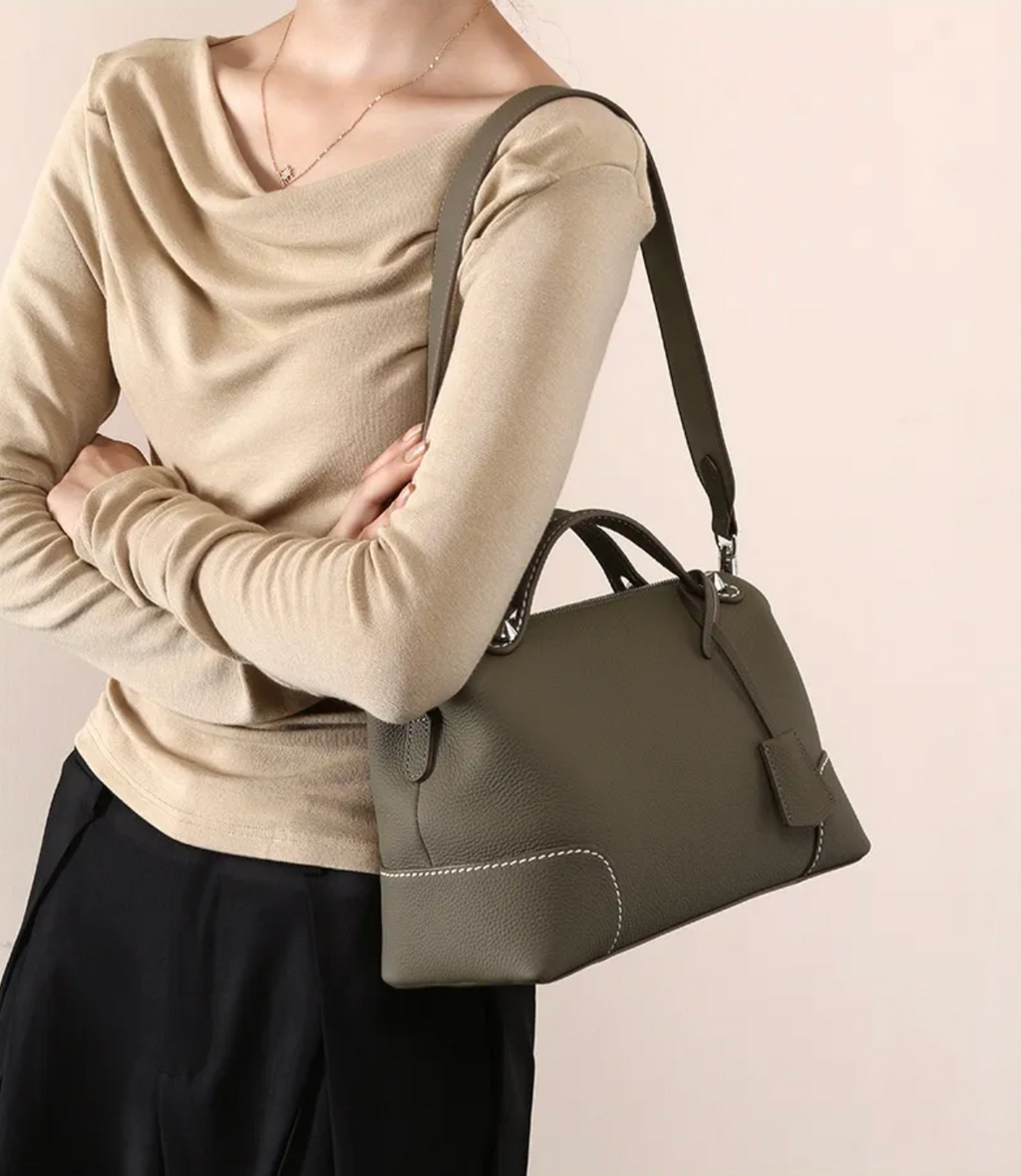 XOXO City – Gossip Crossbody