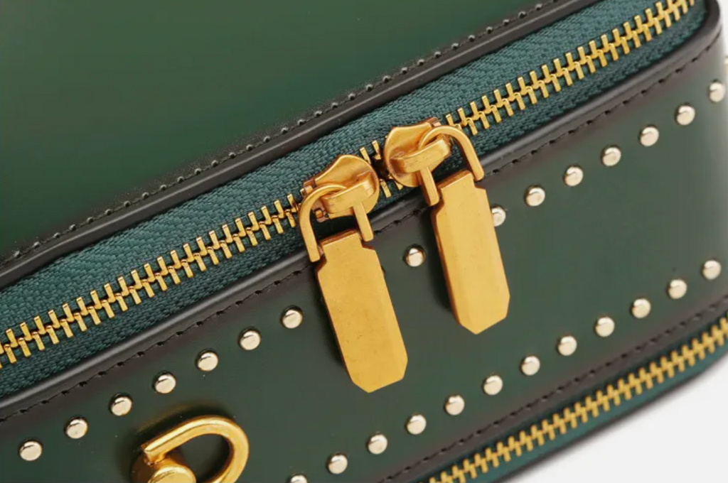 Vroom Vibe – Structured Zip Shoulder Bag