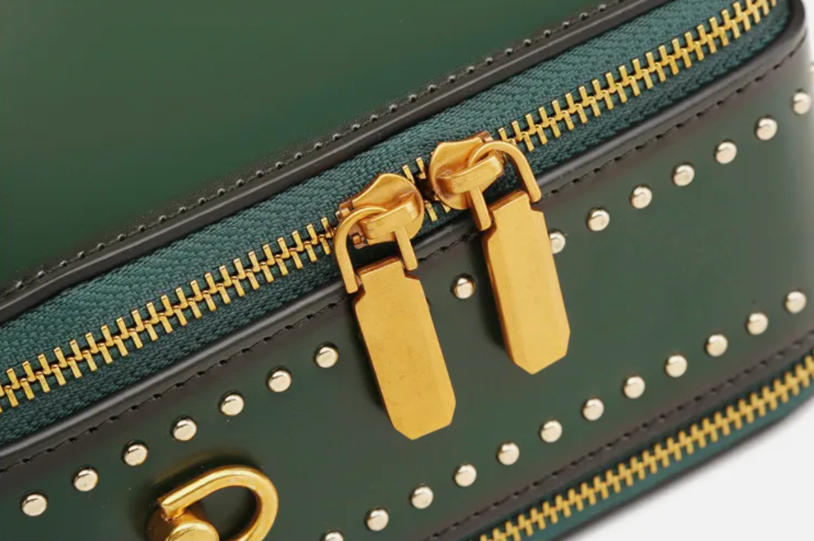 Vroom Vibe – Structured Zip Shoulder Bag