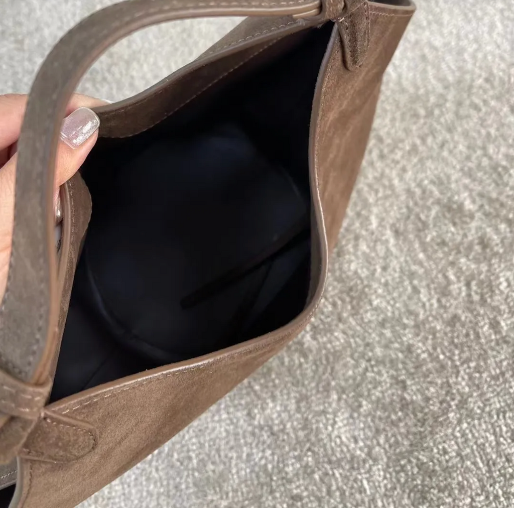 The Willow Drift Leather Bucket Bag