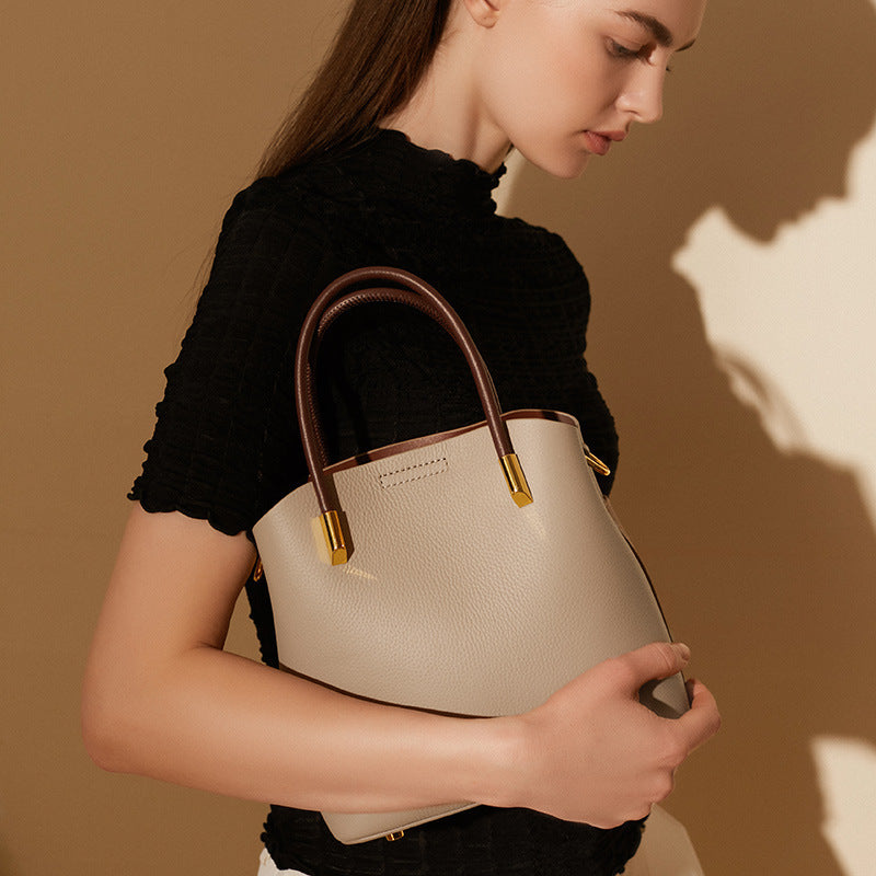 Willow Workspace – Leather Bucket Tote