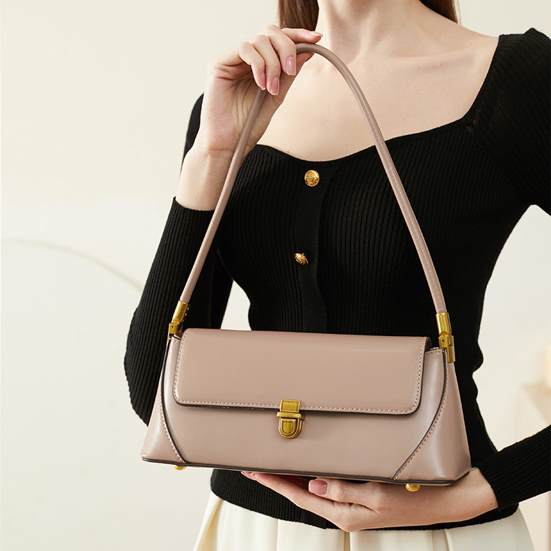 Upper East Chic – Luxe Leather Shoulder Bag
