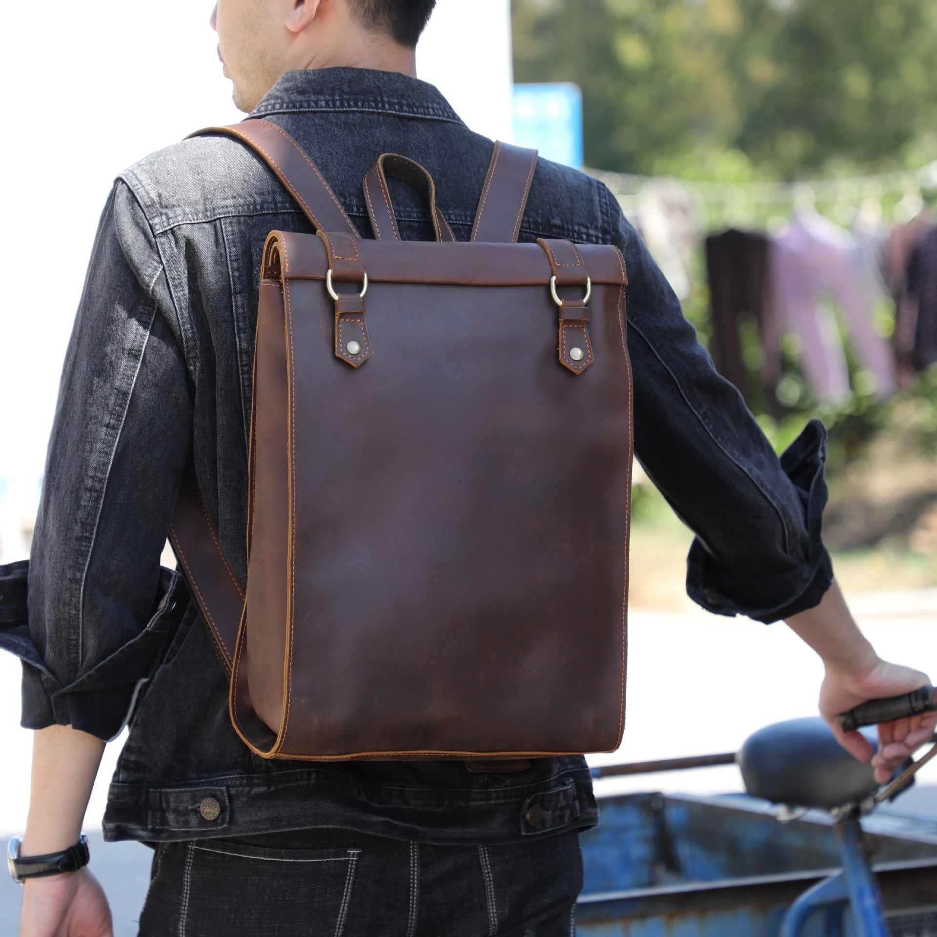 Byers Bound – Dark Coffee Carry Pack