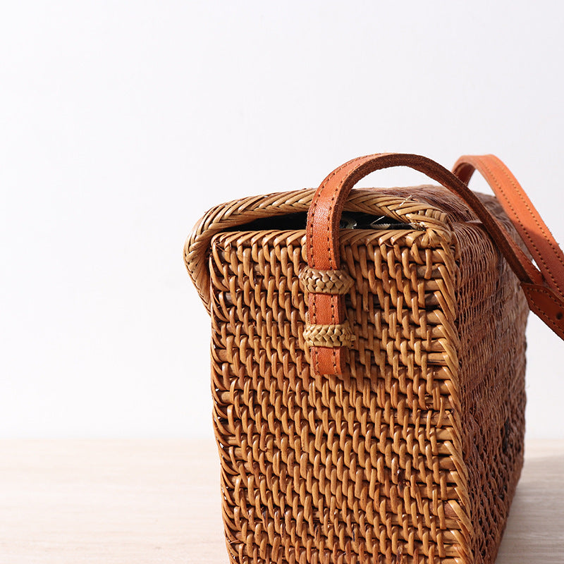 Espresso Whisper – Rattan Envelope Shoulder Bag