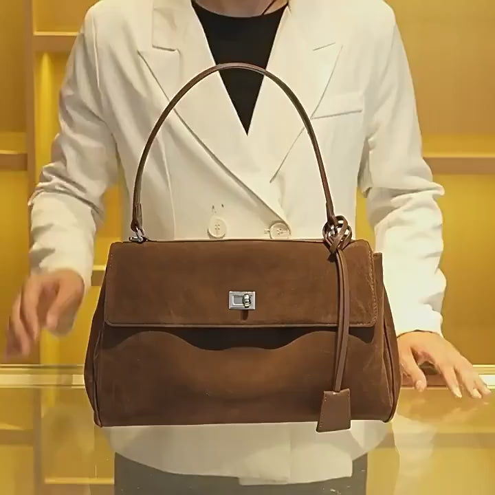 Cardigan Season – Vintage Leather Satchel for the Driven Girl
