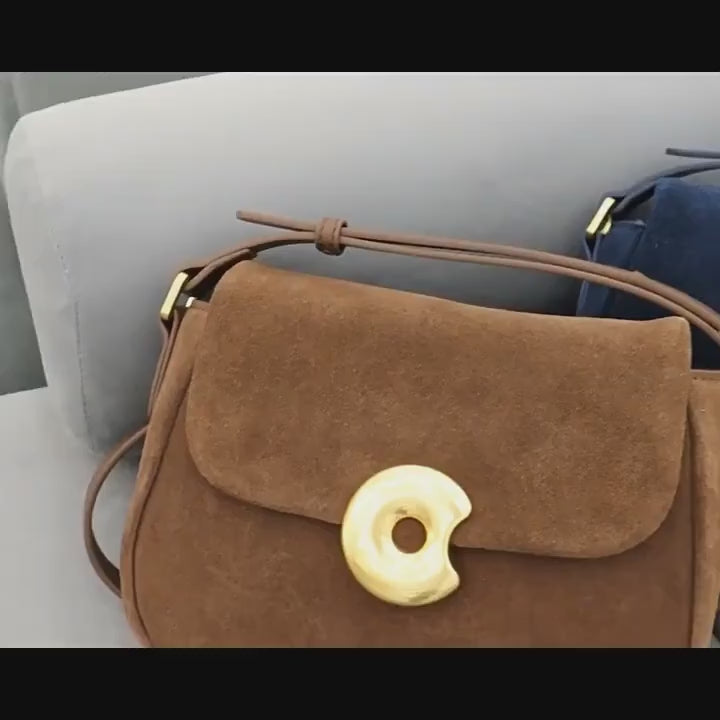 Purple Haze – Retro Leather Crossbody Saddle Bag